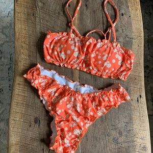 Orange floral bikini 🧡🌼